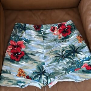 Floral Print Women's Shorts - Multicolor